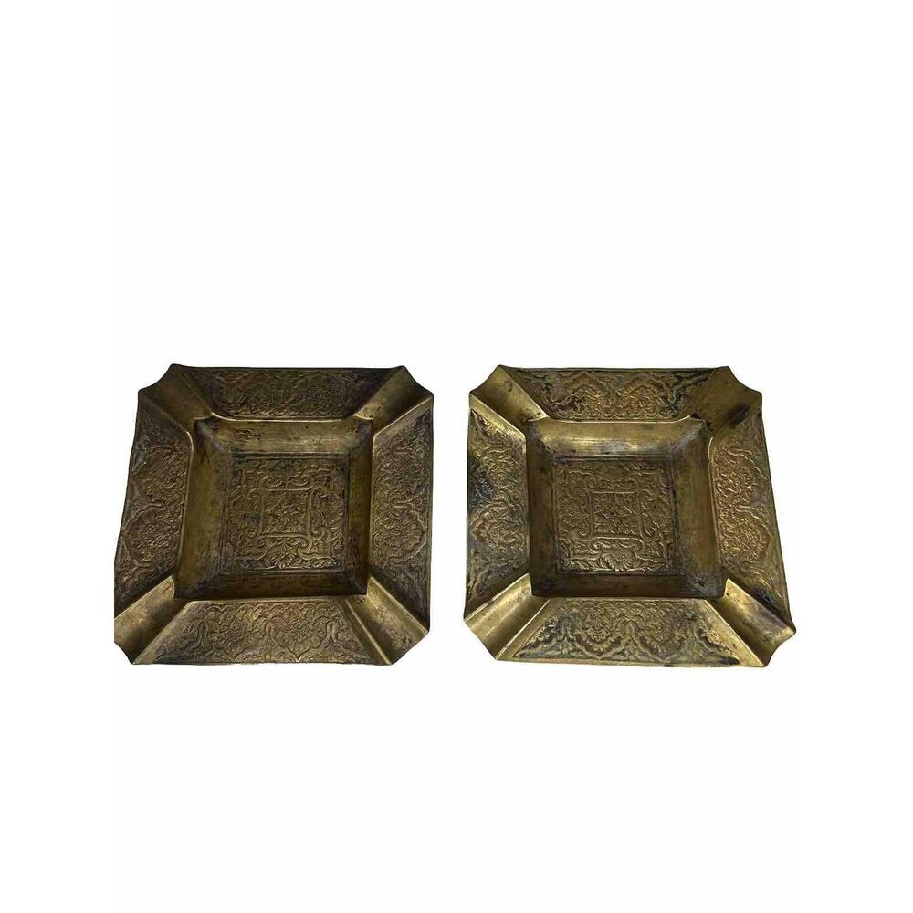 2 Vintage Floral Engraved 5  Square Ashtrays 4 Slot Brass India